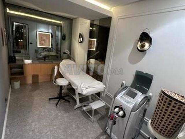 Local commercial vente à Anfa, Gharb-Chrarda-Beni Hssen