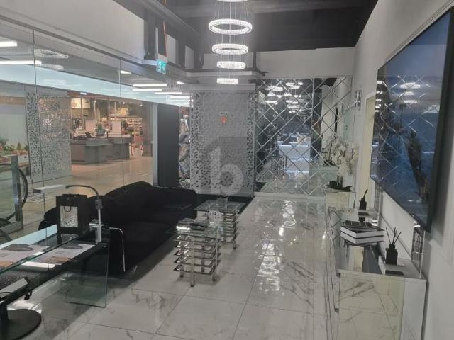 Büro kaufen in Prilly, Waadt