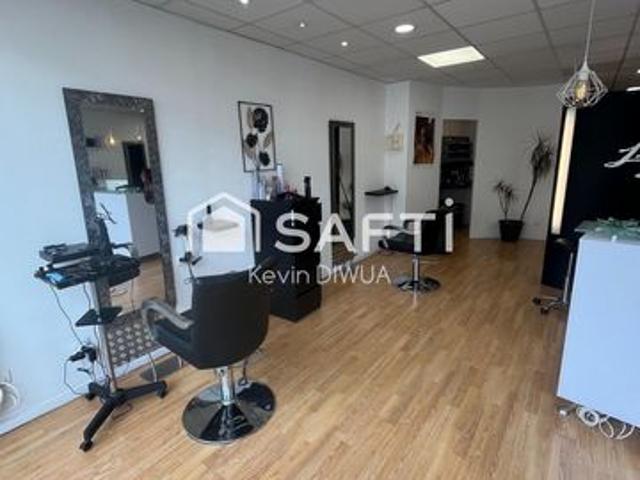 Local Commercial vente à Compiègne, Margny-lès-compiègne