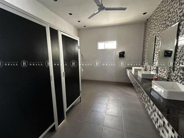 SALON DE EVENTOS EN VENTA ZONA SUR