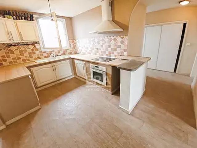 Appartement vente à Aix-en-Provence, Salon-de-provence