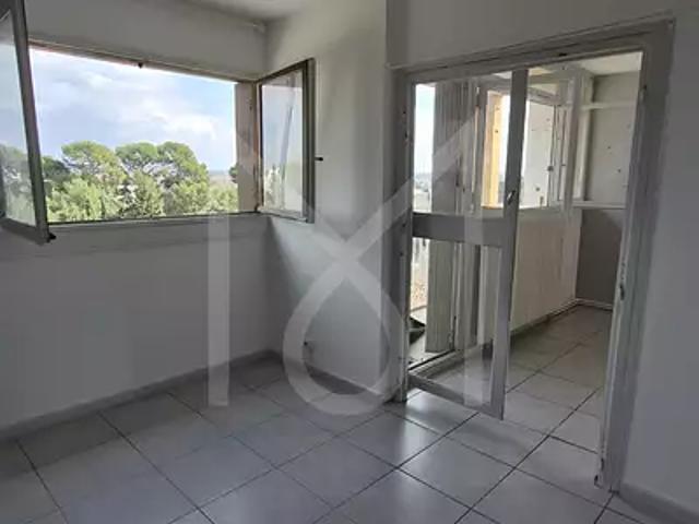 Appartement vente à Aix-en-Provence, Salon-de-provence
