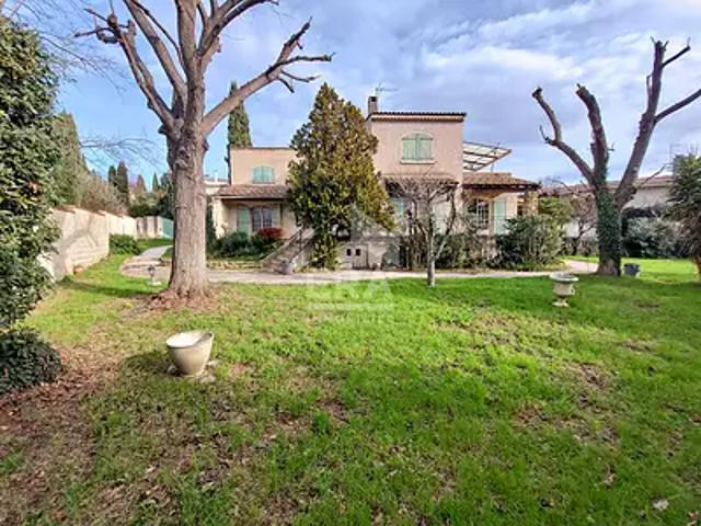 Maison vente à Aix-en-Provence, Salon-de-provence