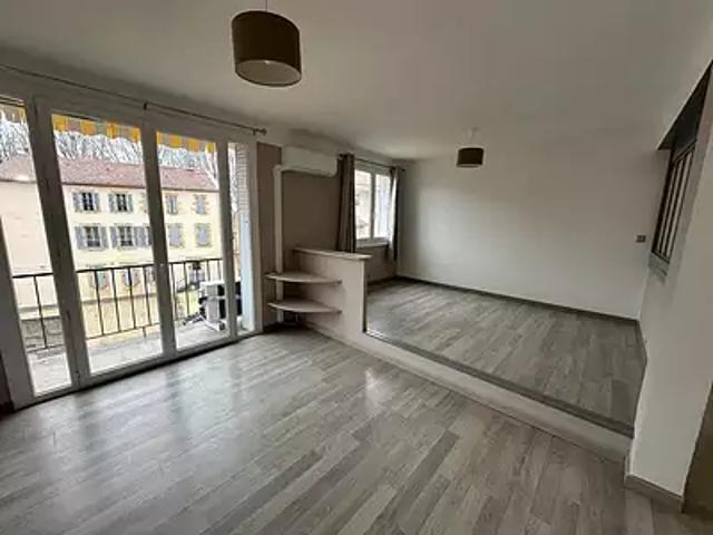Appartement location à Aix-en-Provence, Salon-de-provence