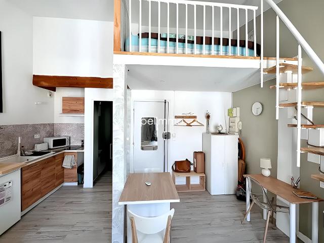 Studio location à Salon-de-provence, Les Mouledas