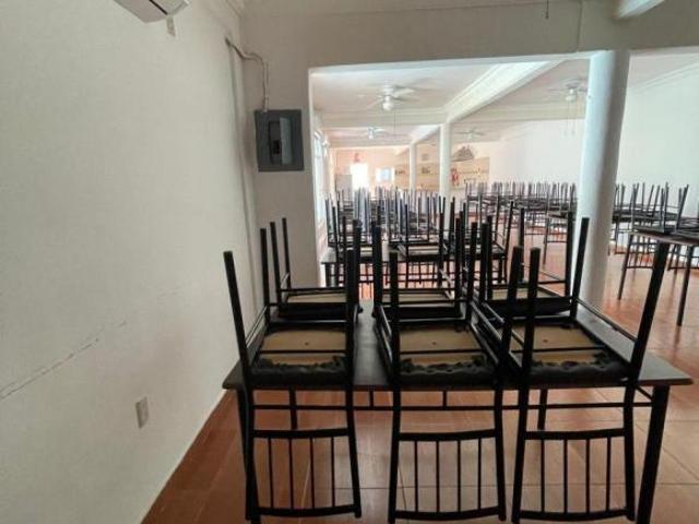SALON PARA FIESTAS EN VENTA