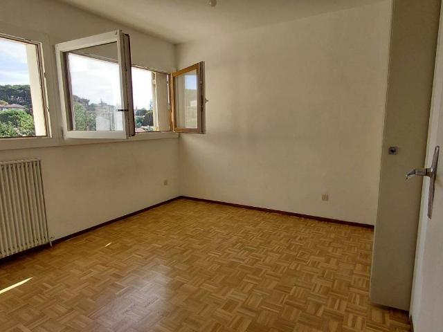 Appartement location à Les Viougues, Salon-de-Provence