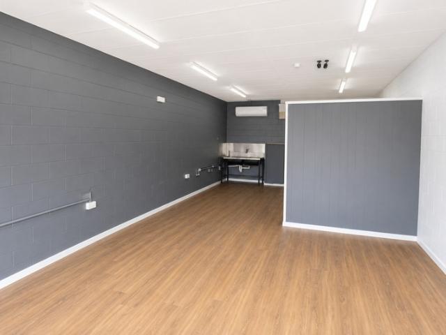 Retail for rent in Wulguru, Townsville