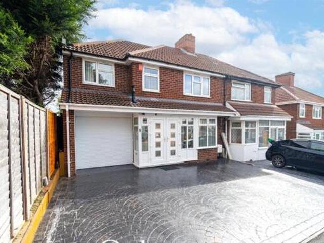 House for sale in Oldbury, West Midlands