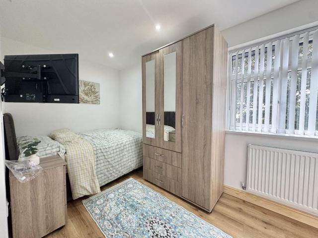 Room for rent in Warley Woods, West Midlands