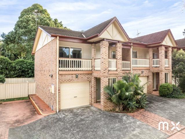 Townhouse for sale in Wollongong West, New South Wales