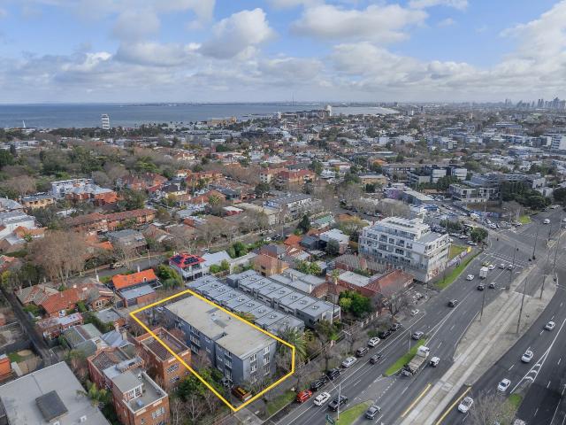 Flat for sale in Camerons Creek, Victoria