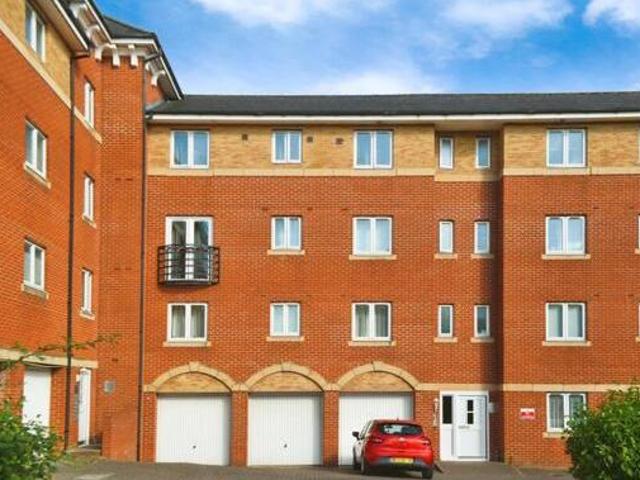House for sale in Swindon