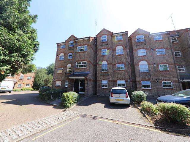 Apartment for rent in The Cedars Estate, Three Rivers