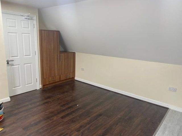 Studio for rent in Leyfields, Kettlebrook