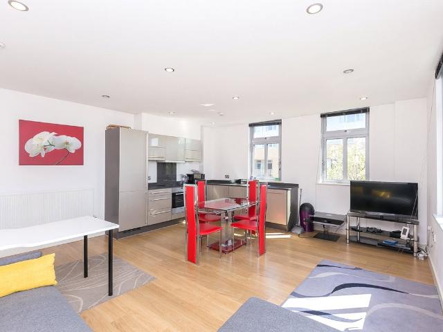 Apartment for rent in London Borough of Tower Hamlets, Greater London