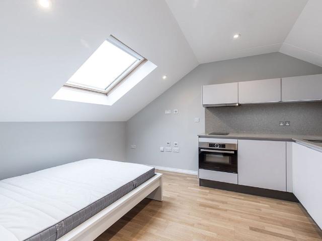 Studio for rent in Maida Hill, Greater London