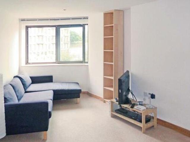 House for sale in Baildon, West Yorkshire