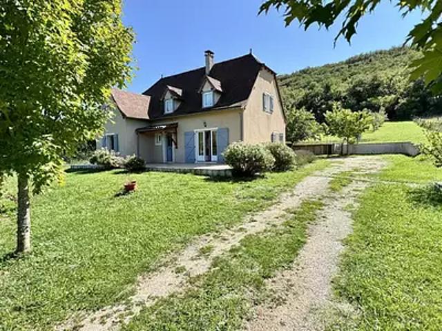 Maison vente à Villefranche-de-Rouergue, Salvagnac-cajarc