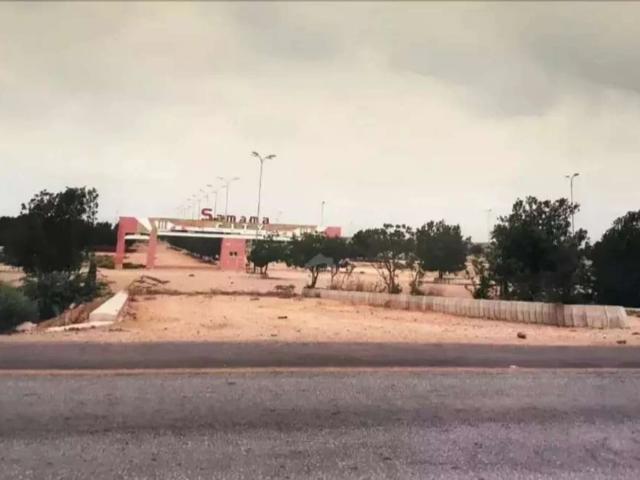 Land for sale in ضلع گلشن, کراچی ڈویژن