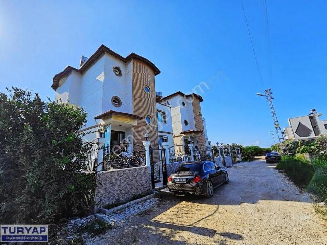 Samandağ içerisinde satılık Villa