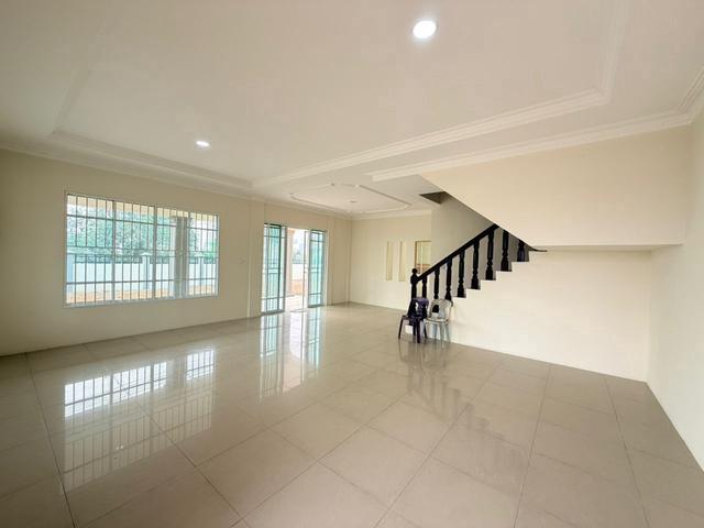 Terraced House for sale in Samarahan, Kota Samarahan