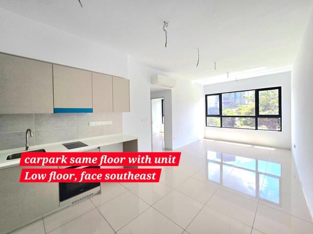 Serviced Residence for sale in Country Heights Damansara, Kuala Lumpur