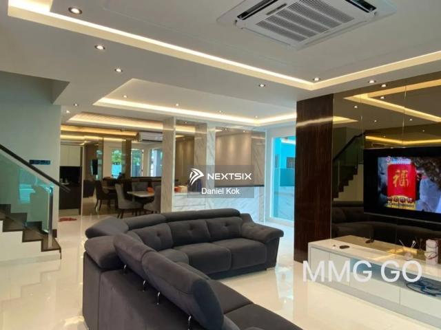 Shop for sale in Ulu Tiram, Johor