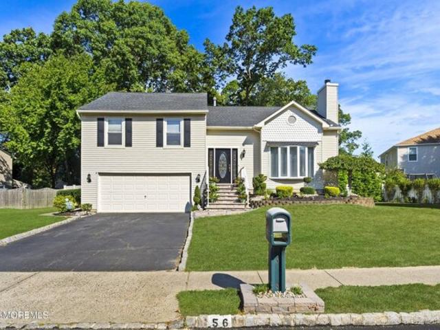 House for sale in Heritage Pointe, Howell Township