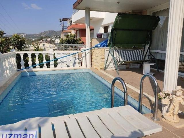Kuşadasi, Aydin içerisinde kiralık Villa