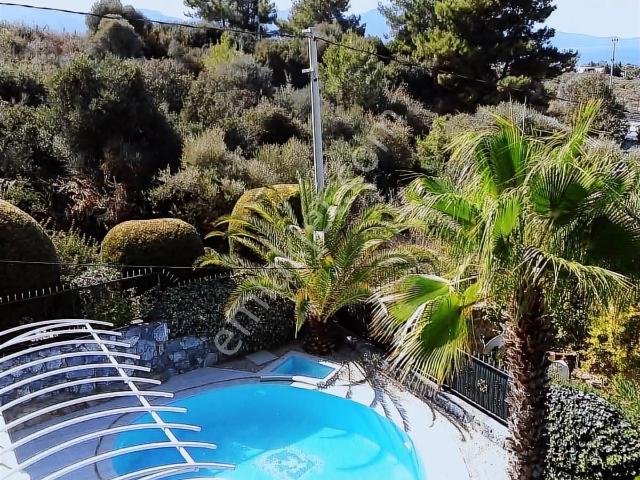 Kuşadasi, Aydin içerisinde satılık Villa