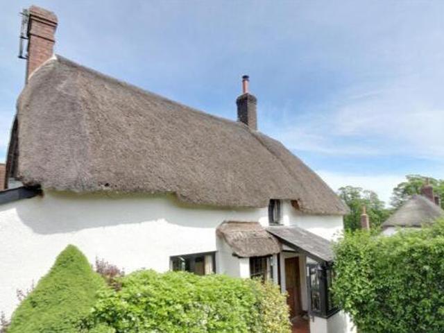 House for sale in Weir Quay, Devon