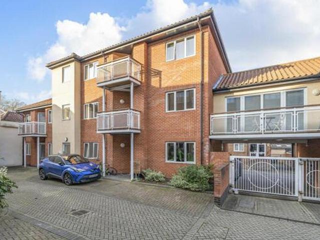 House for sale in East Bank, Norfolk