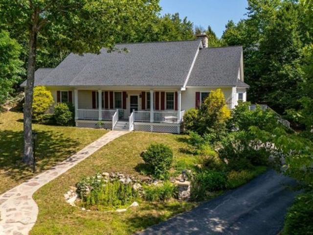 House for sale in New Hampshire
