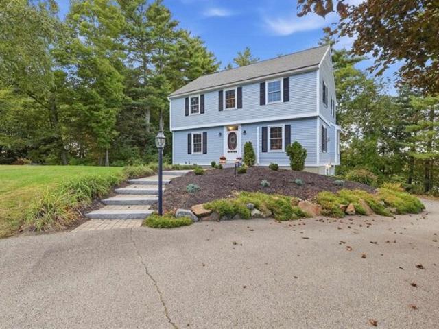 House for sale in Dover, Strafford County