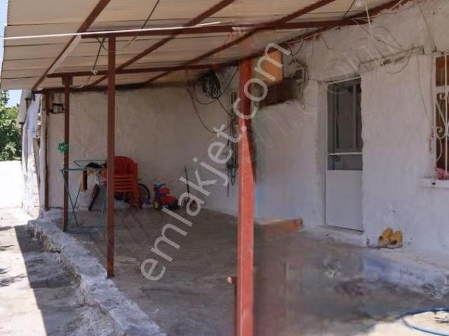 Aliağa, İzmir içerisinde satılık Villa