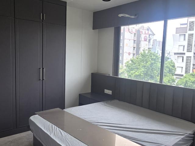 Flat for rent in Ahmadabad, Gujarat