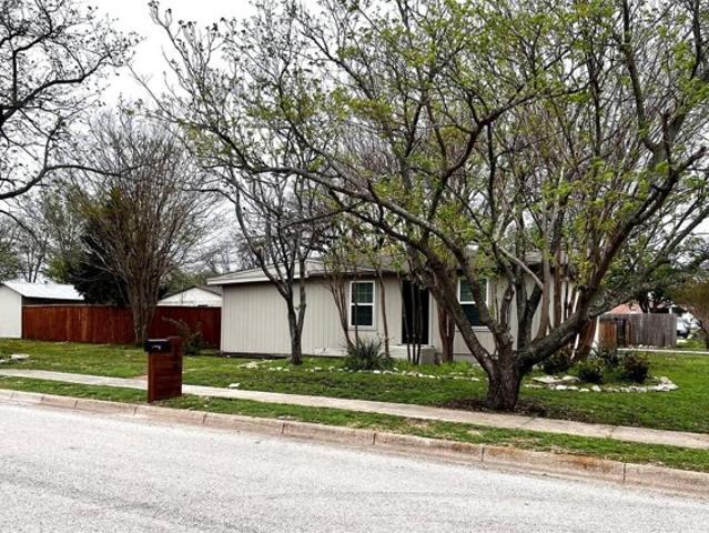 House for sale in Benbrook House for sale in Benbrook