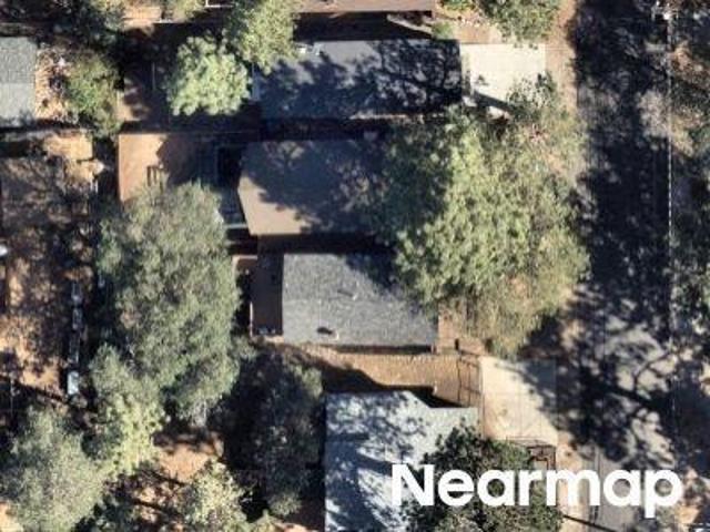 House for sale in Sugarloaf, Big Bear City