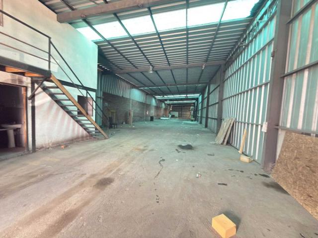 San Bernardo, Amplio galpón 660 mts 143439