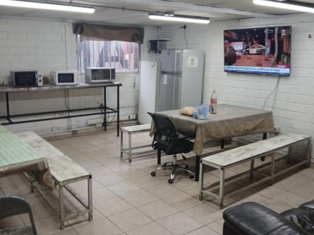 San Bernardo, Camino los pinos con ruta 5 sur