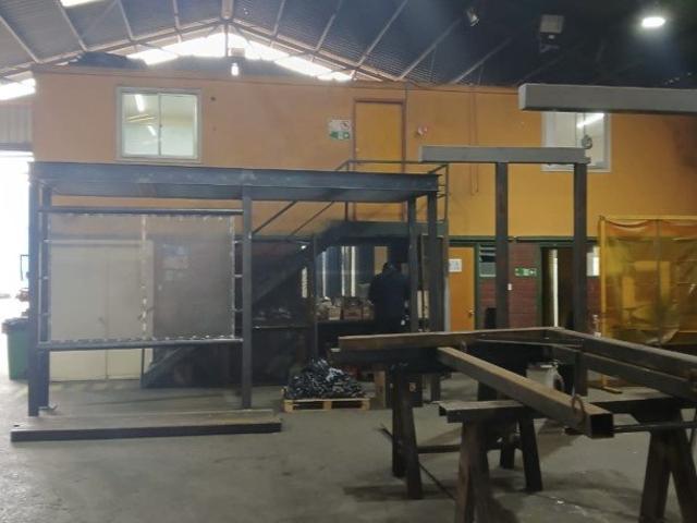 San Bernardo, Camino los pinos con ruta 5 sur