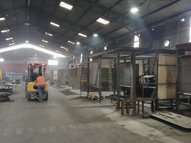 San Bernardo, Camino los pinos con ruta 5 sur