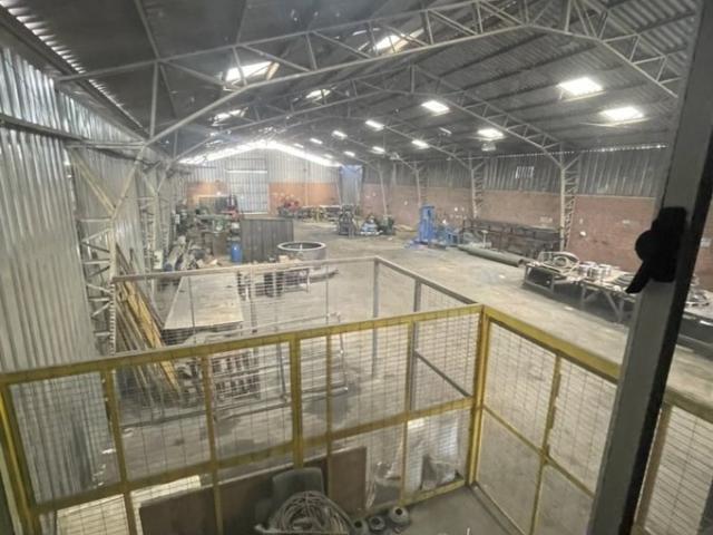 San Bernardo, Camino los pinos con ruta 5 sur