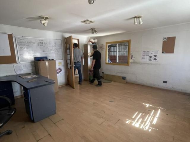 San Bernardo, Camino los pinos con ruta 5 sur