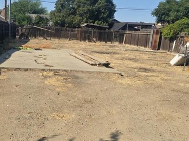 Land for sale in Avenal, California