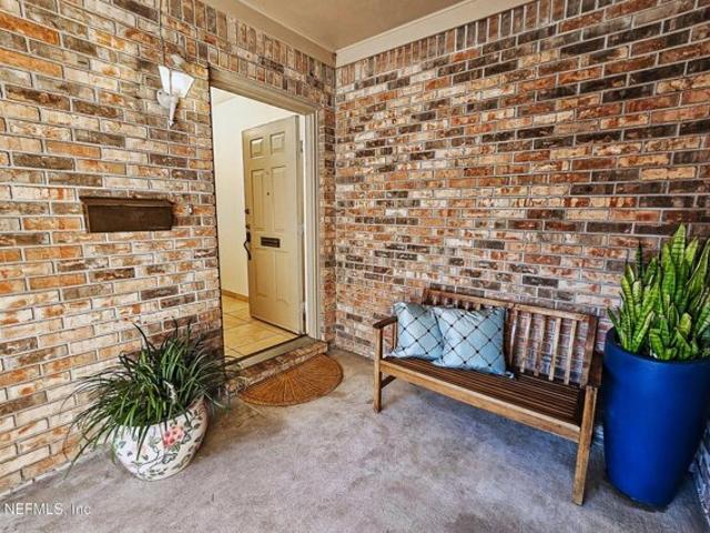 Condo for sale in Jacksonville