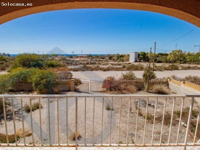 Casa en venta en San Juan de los Terreros, Pulpí