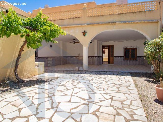 Casa en venta en San Juan de los Terreros, Pulpí