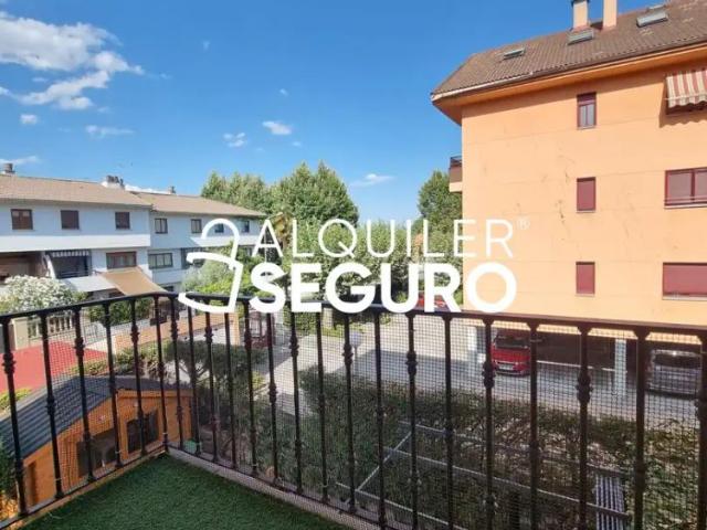 Apartamento en alquiler en San Lorenzo De El Escorial, Madrid